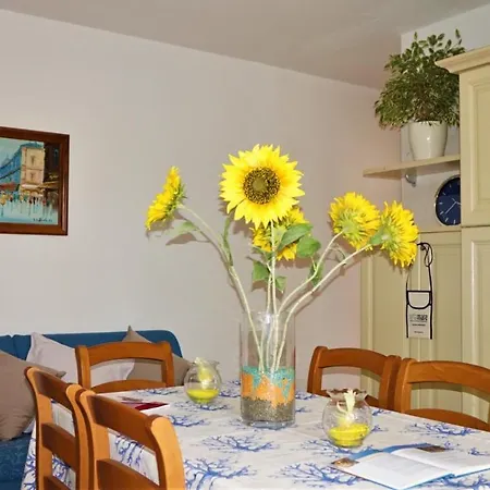 Reisdenza Serena Lignano アパート